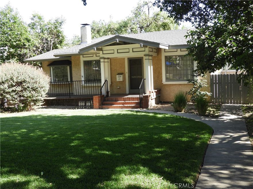 Character 3 bedroom / 1.75 Tath Home located on a Serene, Tree-Lined street in East Psaadena.  Large Living Room with Fireplace, Formal Dining Room, and Seperate Den.  Totally Remodeled Kitchen with Custon Built Cabinets, Granite Countertops and New Appliances including Stainless Refrigerator, Gas Range, Microwave, Dishwasher and Sink/Faucet.  New Flooring has been installed in the Kitchen and is carried through the Dining Room.  The Washer/Dryer is included and is conveniendtly located in the Kitchen.  There is light colored wall to wall carpet throughout most rooms.  Hightlights regarding the exterior include:  Newly installed Central Air Conditioning, New Saint Augustine front Grass and Sprinklers, and just Upgraded 200 AMP Electrical Service.  Lasty, there is an oversized 2-Car Garage off the alley which is accessable via remote.