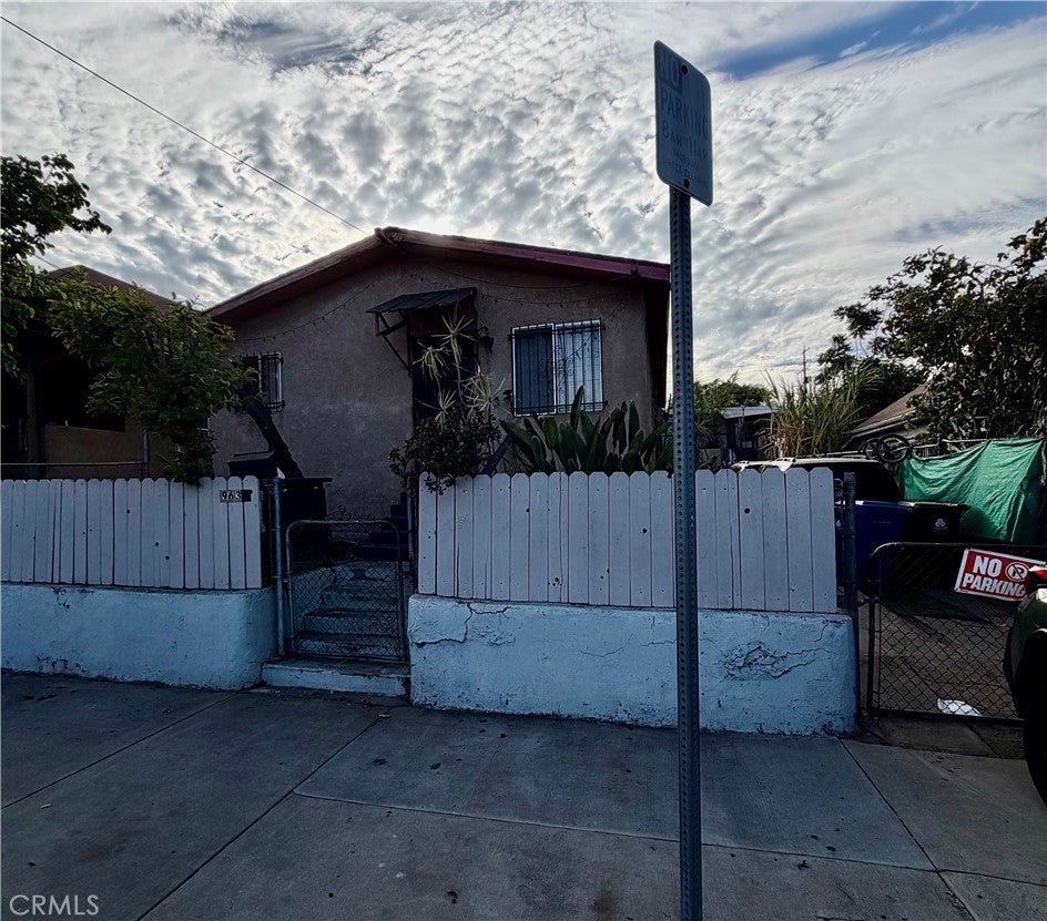 963 Hollins ST