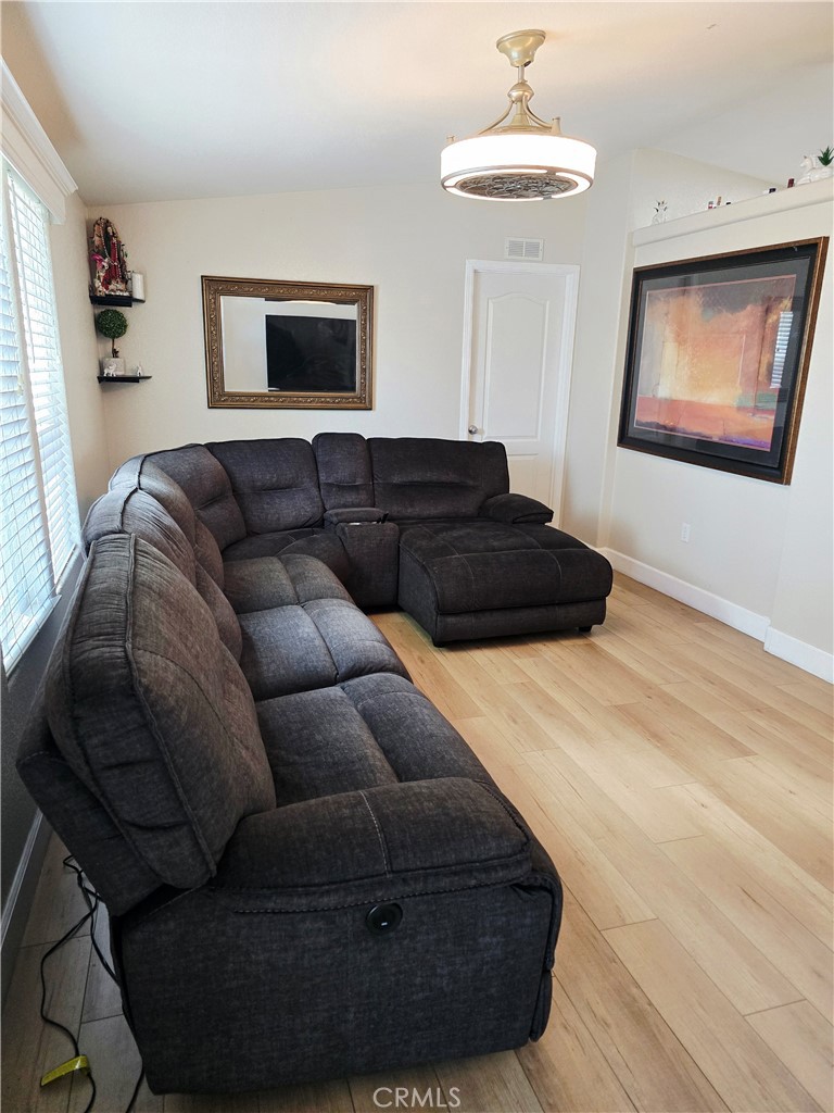 3101 S Fairview S 64