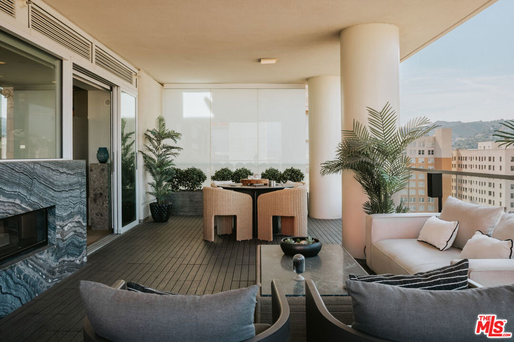 Properties 3 6250 Hollywood Boulevard 14A