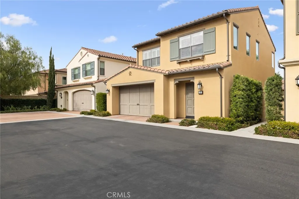 Irvine, California 92618, United States, 3 Bedrooms Bedrooms, ,3 BathroomsBathrooms,Residential,Active,250347