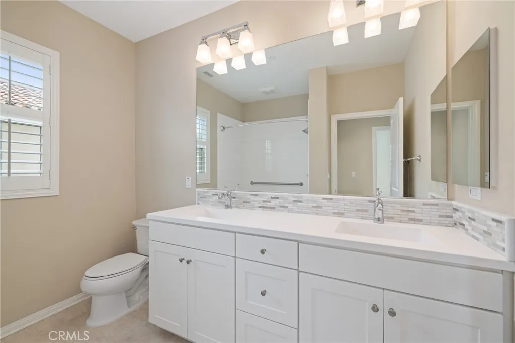 Irvine, California 92618, United States, 3 Bedrooms Bedrooms, ,3 BathroomsBathrooms,Residential,Active,250347