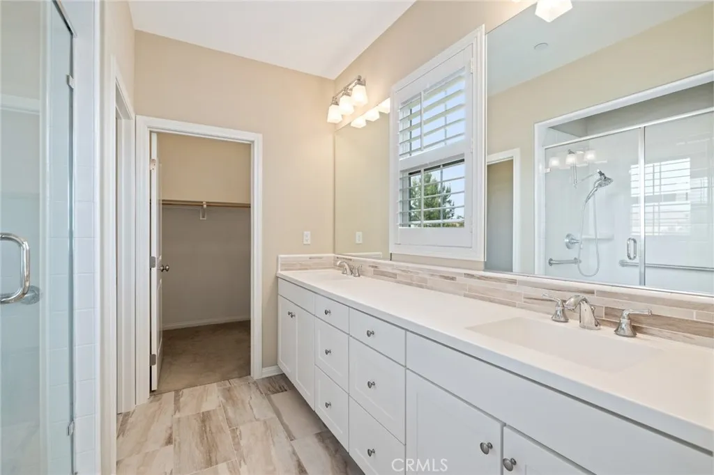 Irvine, California 92618, United States, 3 Bedrooms Bedrooms, ,3 BathroomsBathrooms,Residential,Active,250347