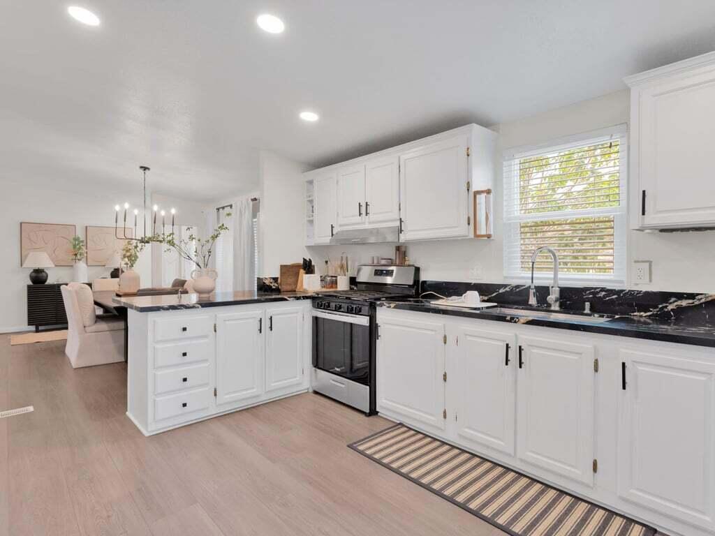 7780 Fairlane Road