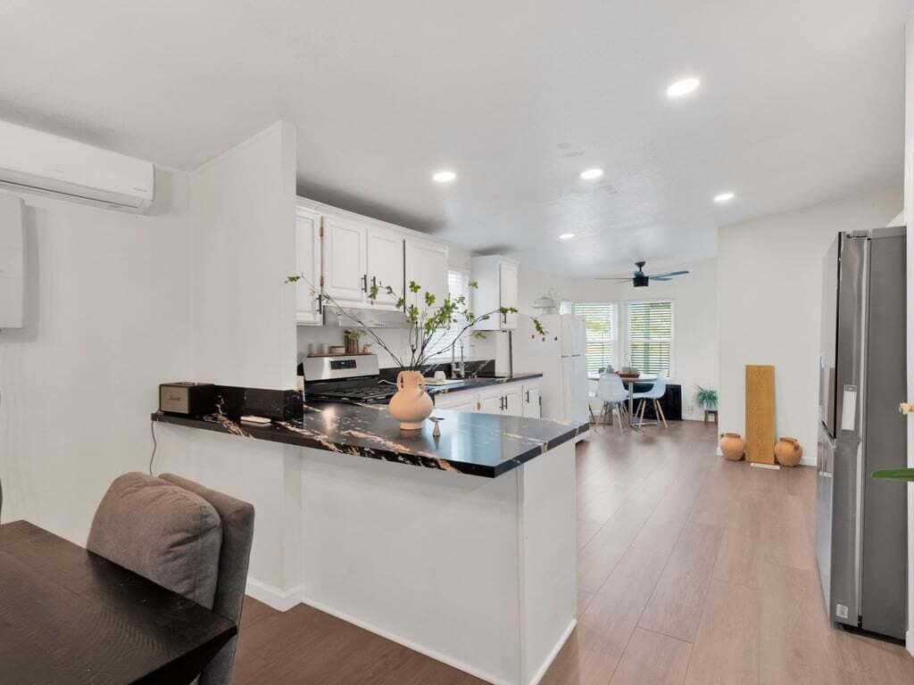 7780 Fairlane Road