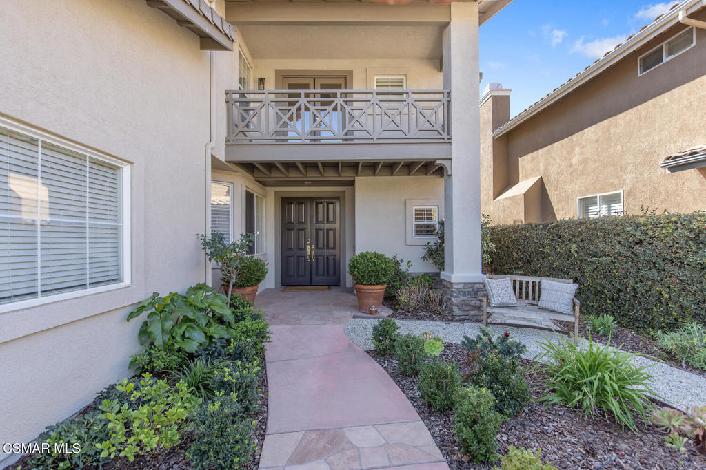 2594 Oak Valley Lane