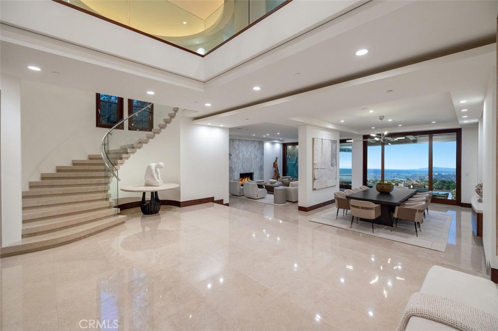 9 Sailcrest