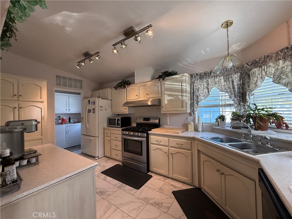1550 Rory Lane Space 261