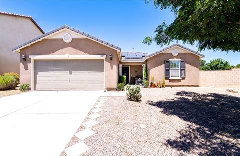 Photo of 3225 Patti LN, Lancaster, CA 93535 (MLS # DW26112083)