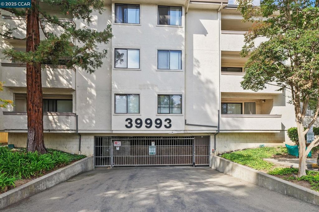 PARK REGENCY - Residential