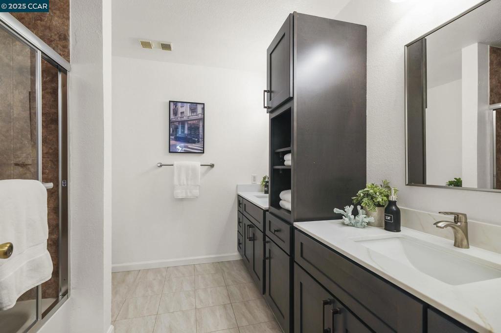 PARK REGENCY - Residential