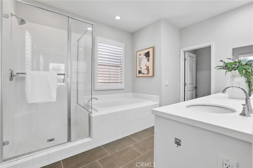 71 Emerald Clover, Irvine CA 92620 - Photo 25