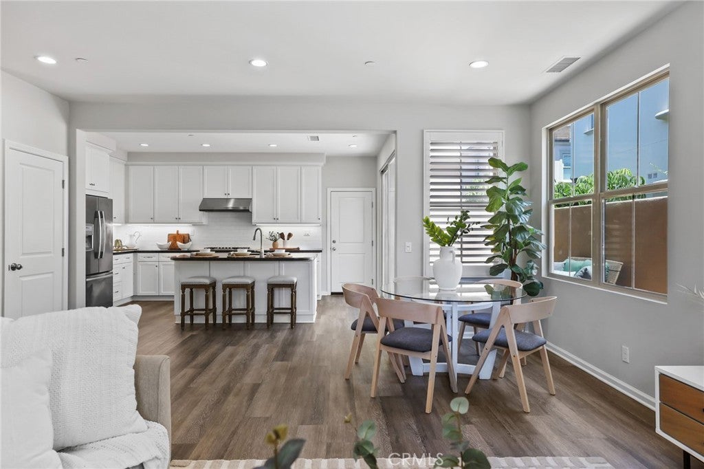 71 Emerald Clover, Irvine CA 92620 - Photo 6