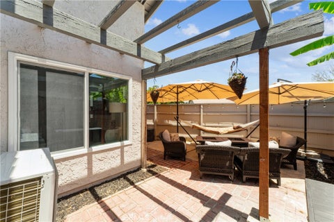 Tiny photo for 637 Holly AVE, Oxnard, CA 93036 (MLS # BB26156382)