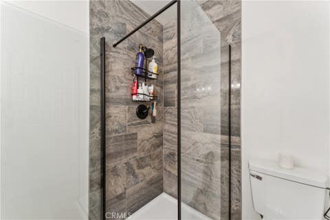 Tiny photo for 637 Holly AVE, Oxnard, CA 93036 (MLS # BB26156382)