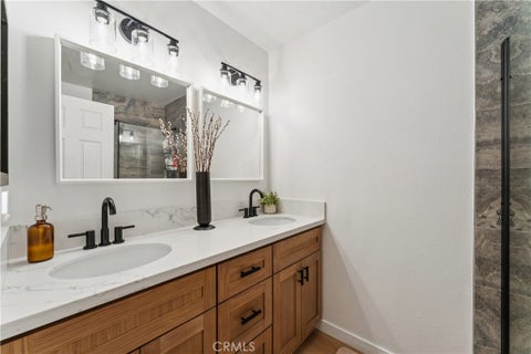 Tiny photo for 637 Holly AVE, Oxnard, CA 93036 (MLS # BB26156382)