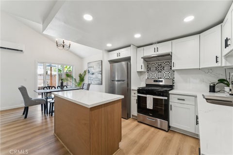 Tiny photo for 637 Holly AVE, Oxnard, CA 93036 (MLS # BB26156382)