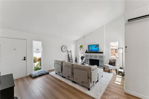 Tiny photo for 637 Holly AVE, Oxnard, CA 93036 (MLS # BB26156382)