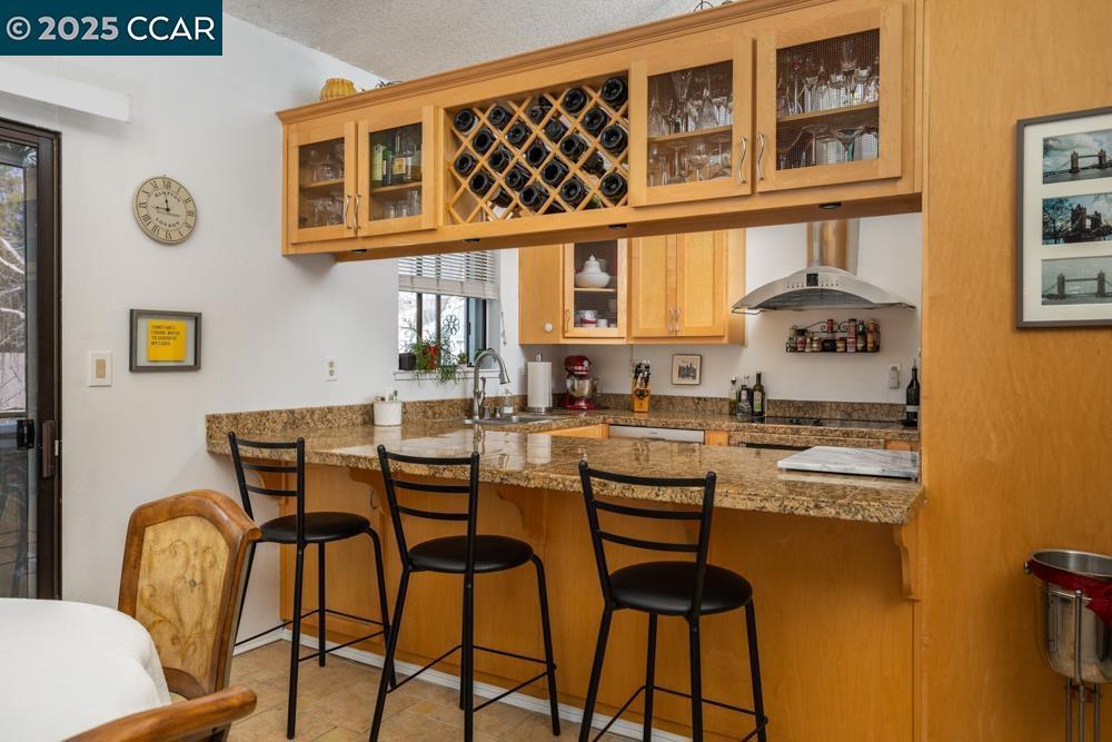 MAYWOOD VILLAGE - Residential