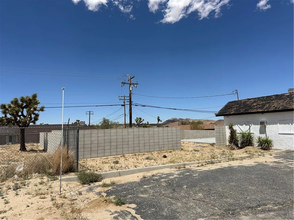 Yucca Valley, California 92284, United States, ,Commercial,Active,197729