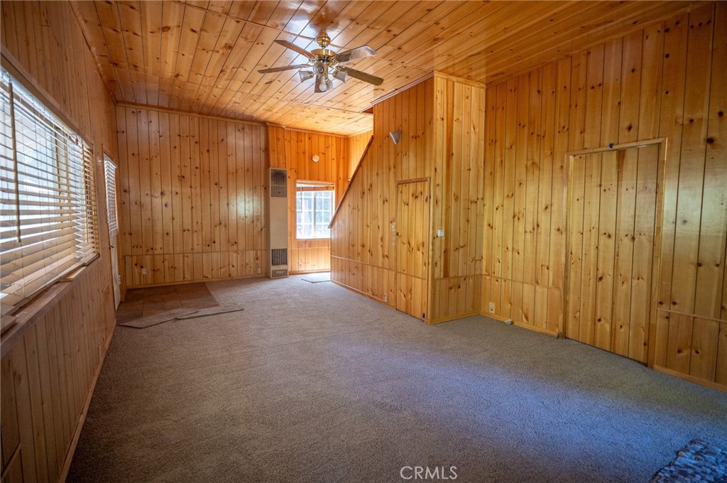2462 Spring Drive