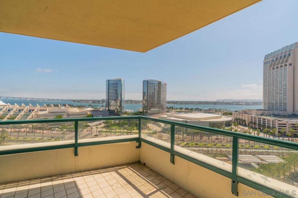 510 1st Ave 1504