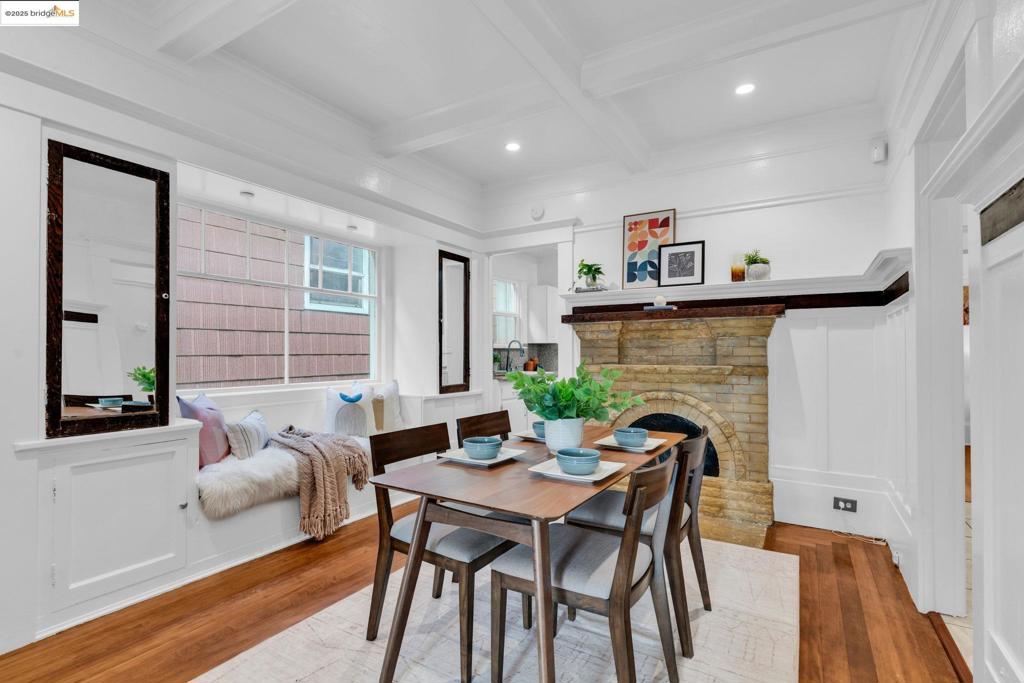 CLINTON - Residential