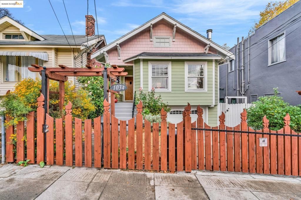 Photo of 1034 E 21St St, Oakland, CA 94606 (MLS # 41116835)