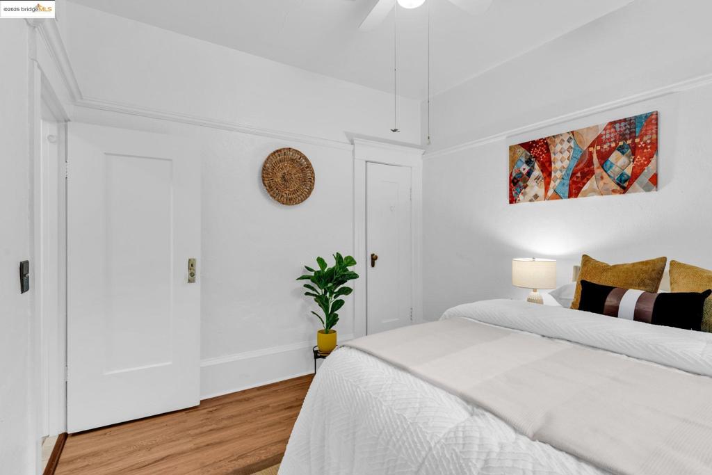 CLINTON - Residential