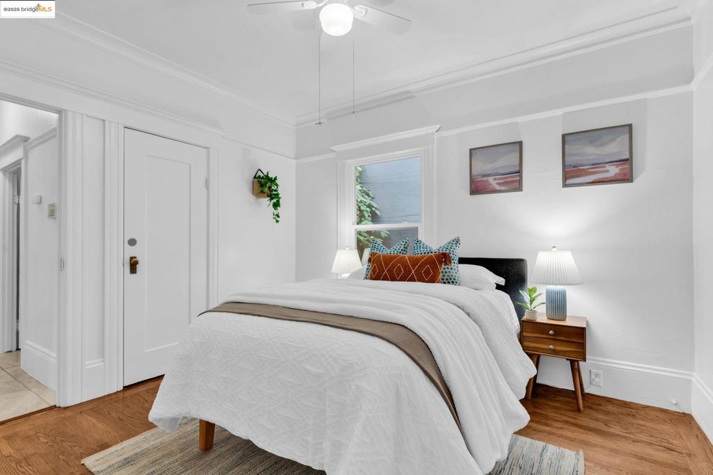 CLINTON - Residential