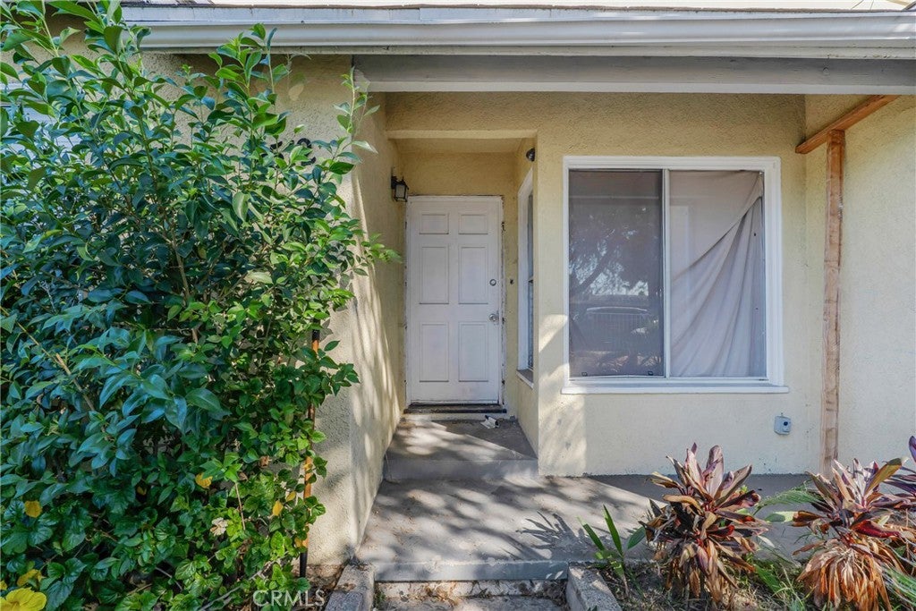 6512 Balboa Boulevard