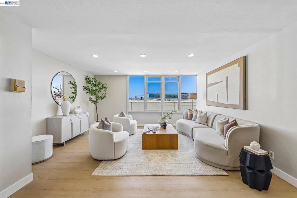 2655 Edison St 204