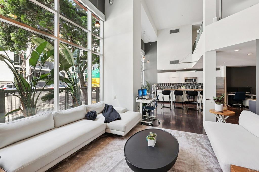 350 W Ash st Street W 102