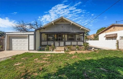 Photo of 3040 N F St, San Bernardino, CA 92405 (MLS # TR25242042)