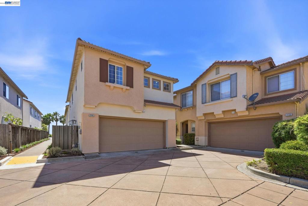 2245 Pipit Ct CT