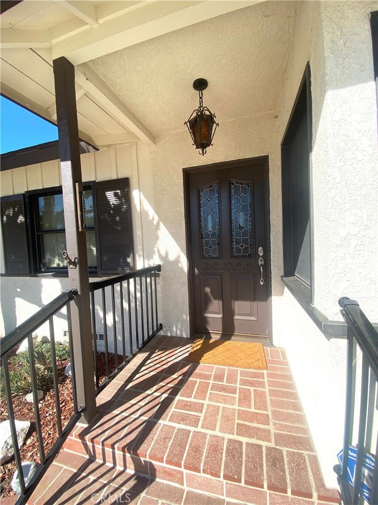 651 S Albertson