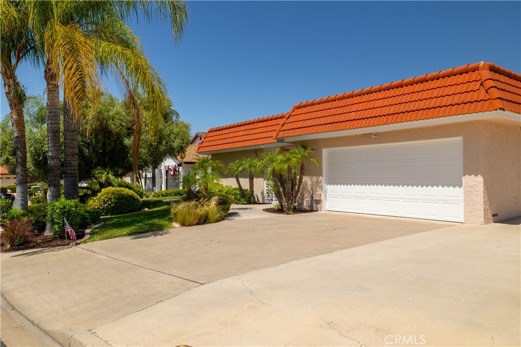 30221 Lands End Place