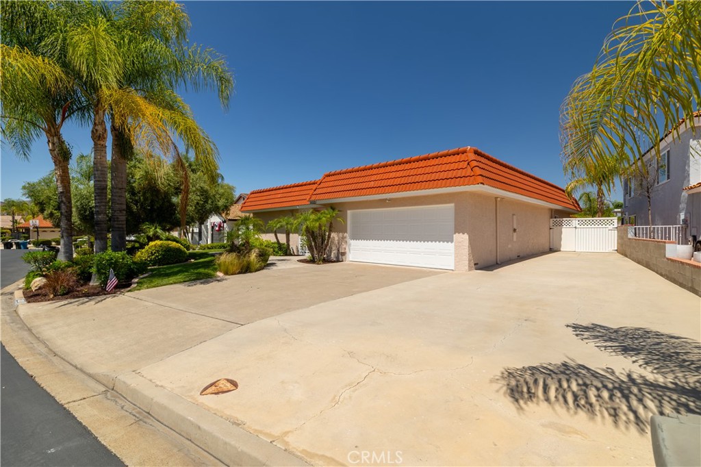 30221 Lands End Place