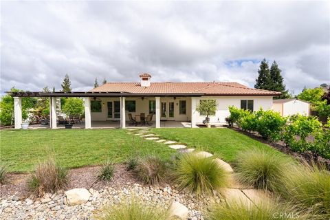 Tiny photo for 715 Oriole Way Way, Paso Robles, CA 93446 (MLS # NS26080715)