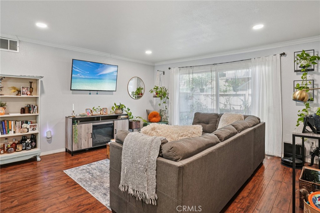 1062 A Cabrillo Park Drive B
