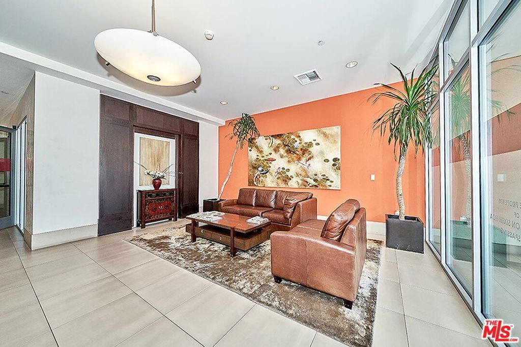 Photo of 3223 W 6th Street #808, Los Angeles, CA 90020 (MLS # 26639015)