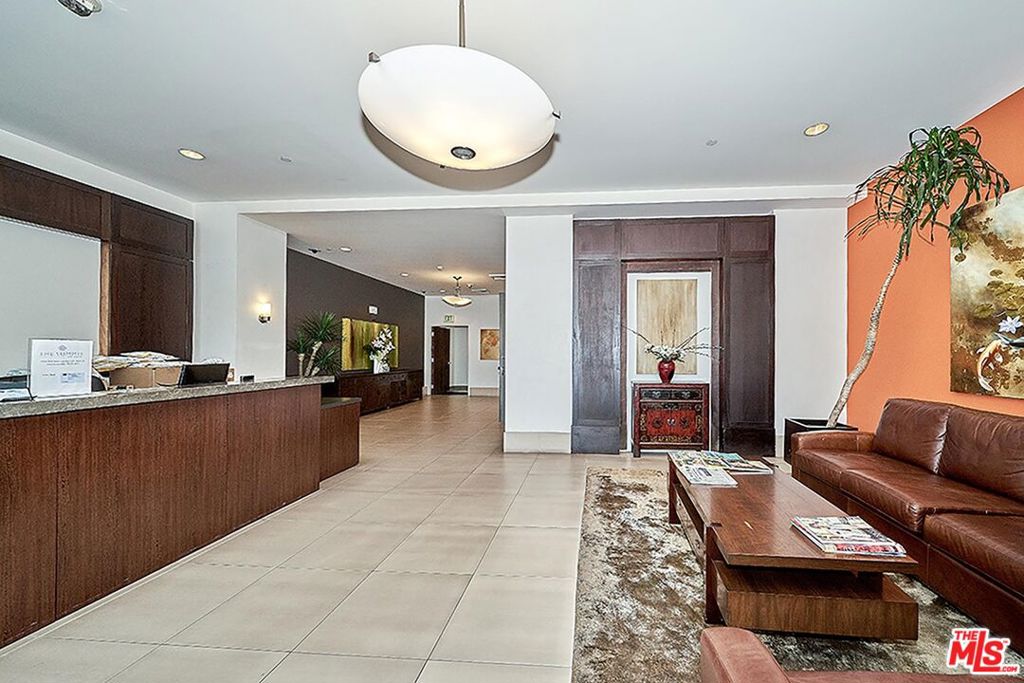 3223 W 6th Street 808