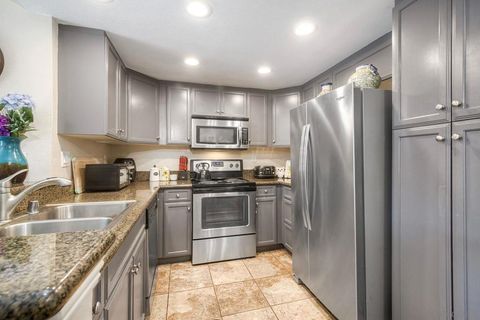 Photo of 15293 Maturin Dr Dr #91, San Diego, CA 92127 (MLS # 260006117SD)