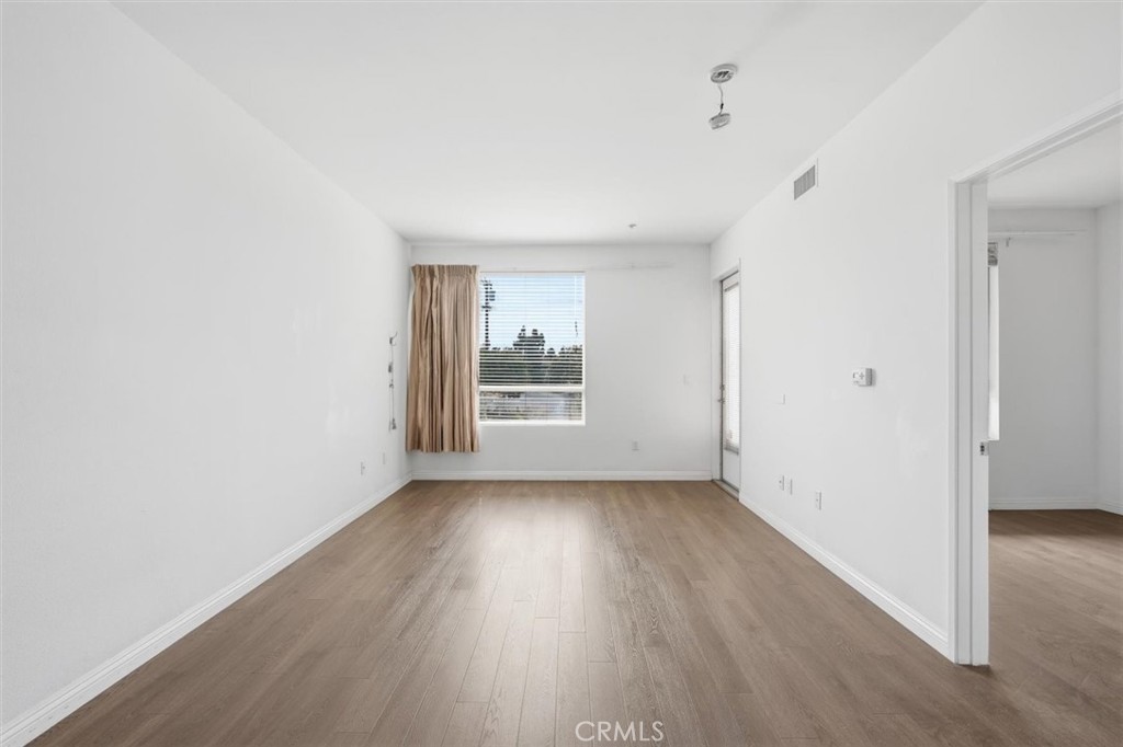 2742 Cabrillo Avenue 214