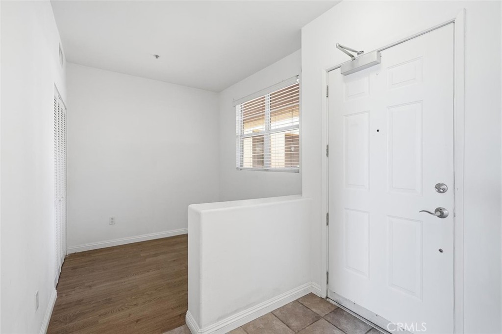 2742 Cabrillo Avenue 214