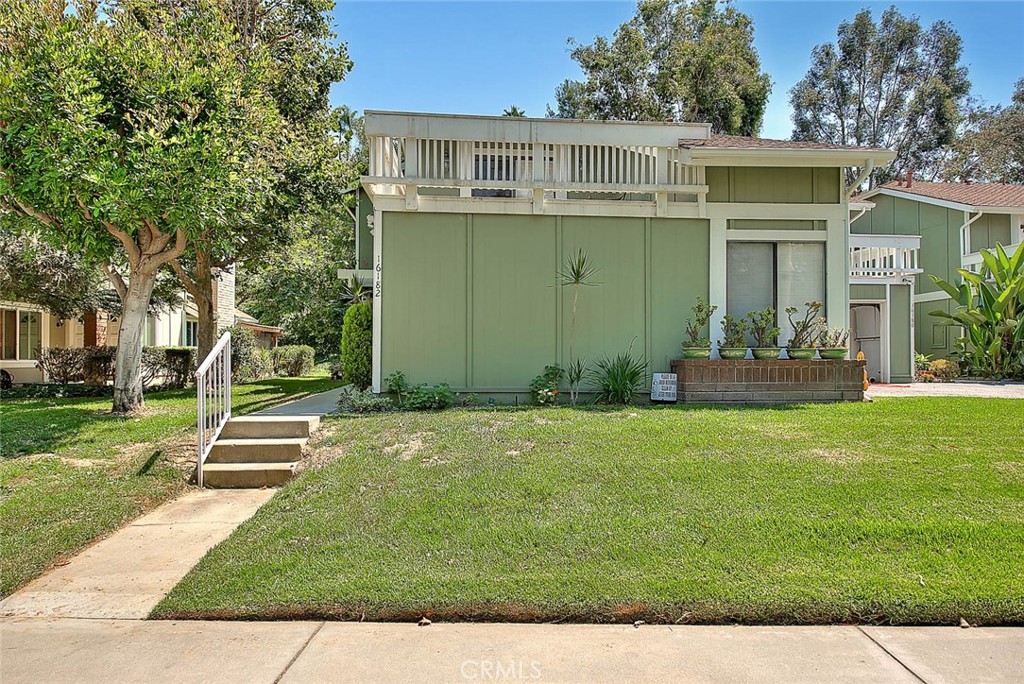 A beautiful Town-homes in the best location as the gated Sierra Vista Community, lots of trees and landscaping. Open floor plan with lots of windows. It's 4 bedrooms the seller used it as 3 bedrooms and 3 bathrooms. Marble floor at living room and kitchen, upgraded kitchen with granite counter tops and breakfast bar. Extra large master bedroom with a walk-in closet. Spacious living room with the brick fireplace. Back yard facing to the hill side for privacy. An attached two car garage with interior access and plenty of on-street parking for guests. HOA offers two Pools, clubhouse, basket ball court, tennis courts and patrol by security guards. Excellent school boundary of Grazide, Mesa Robles & Wilson High School are all just minutes away. Close to Shopping Mall, Bank and Restaurants.