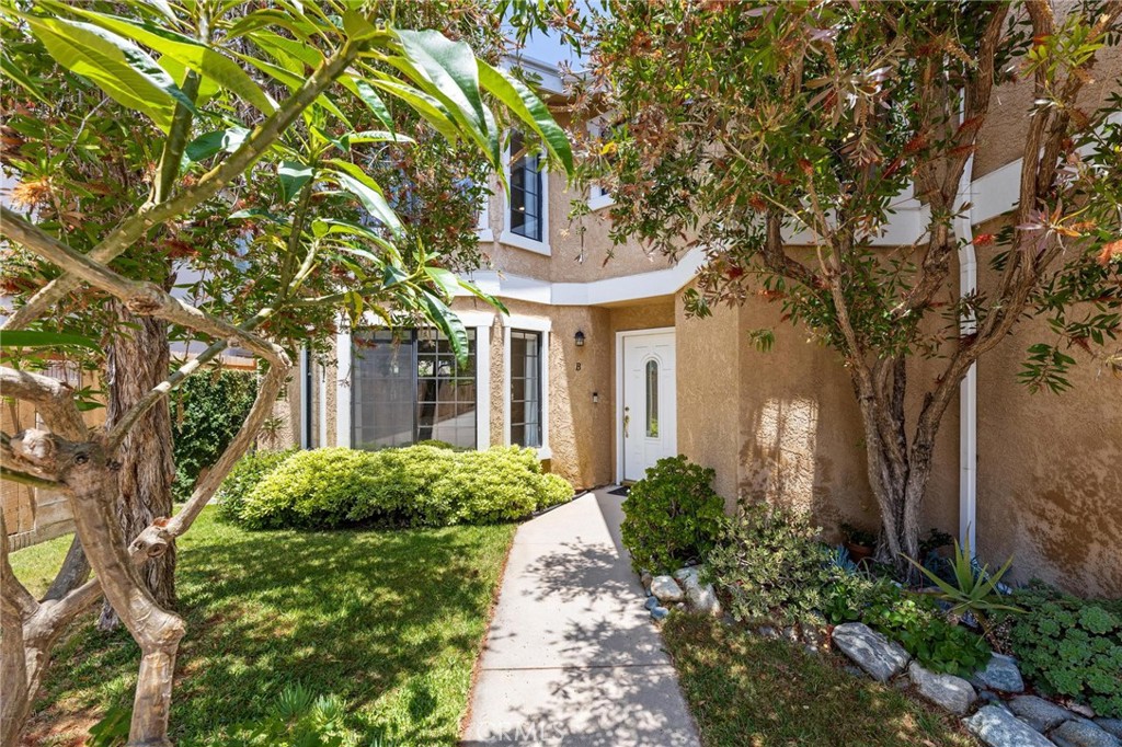 2007 Dufour Avenue B