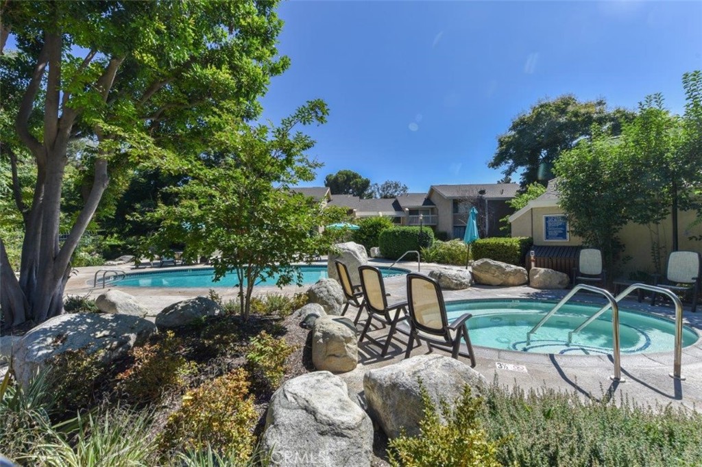 249 Pineview