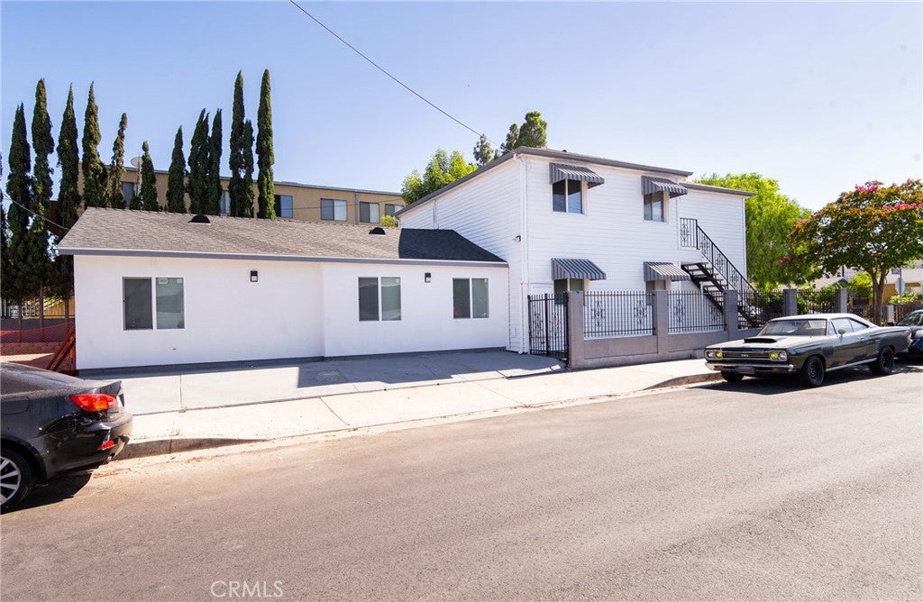 5334 Cleon Avenue