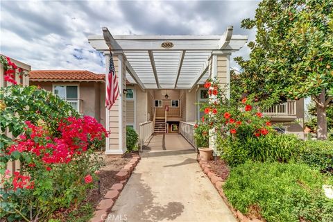 5362 ALGORROBO D Laguna Woods CA 92637